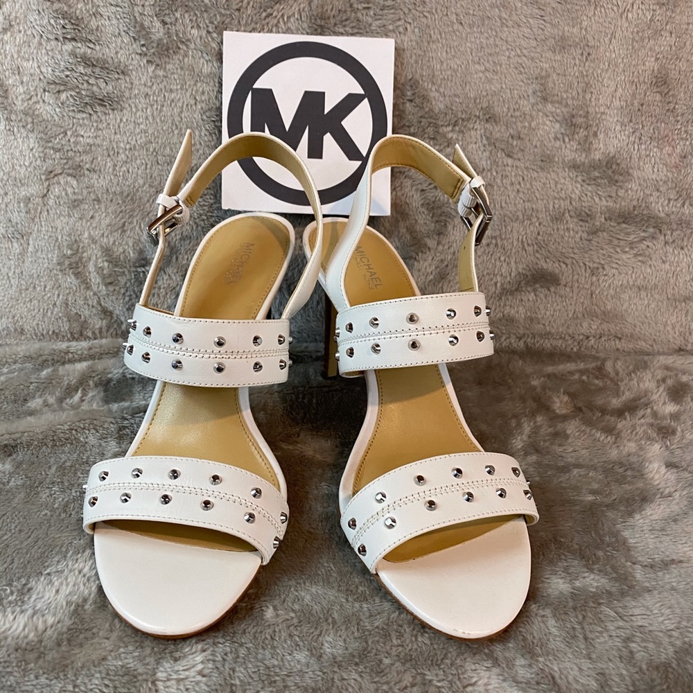Michael Kor’s Leather Sandals - Picture 7 of 9